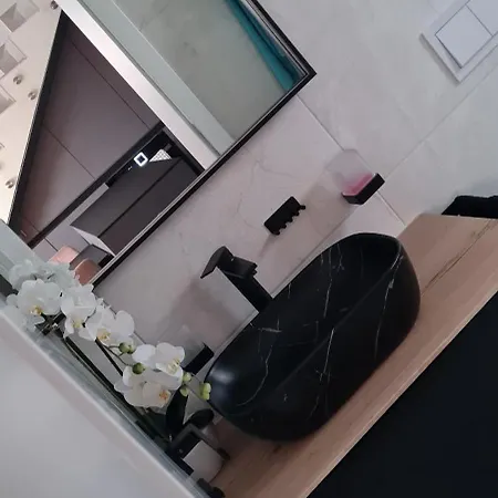 Vivavir With 2x E-scooter, Private Pool & Grill 度假居 维尔