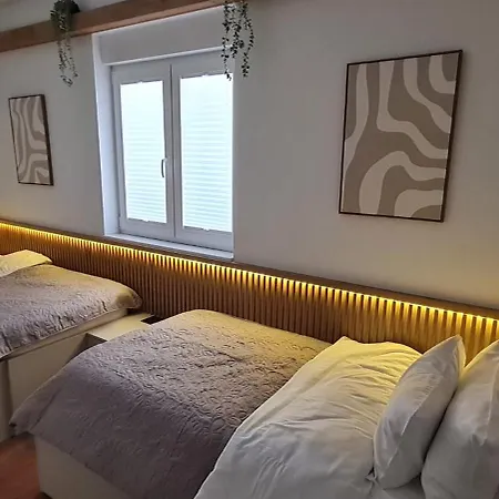 Ferienhaus Vivavir With 2x E-scooter, Private Pool & Grill *